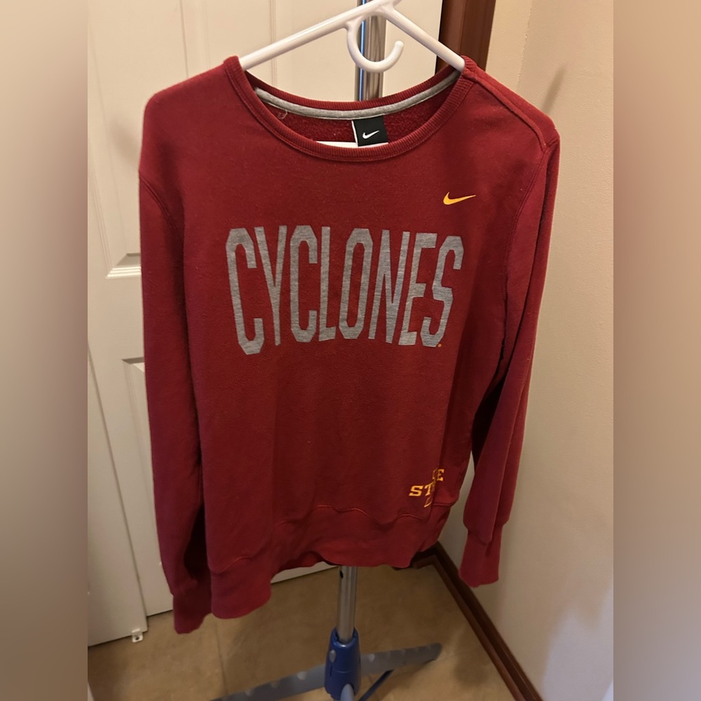 Iowa state cyclones sweatshirt